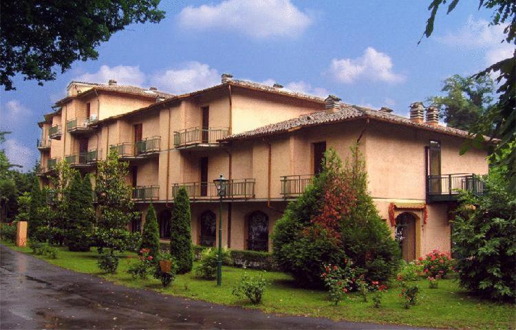 Hotel La Meridiana Бризигела Екстериор снимка