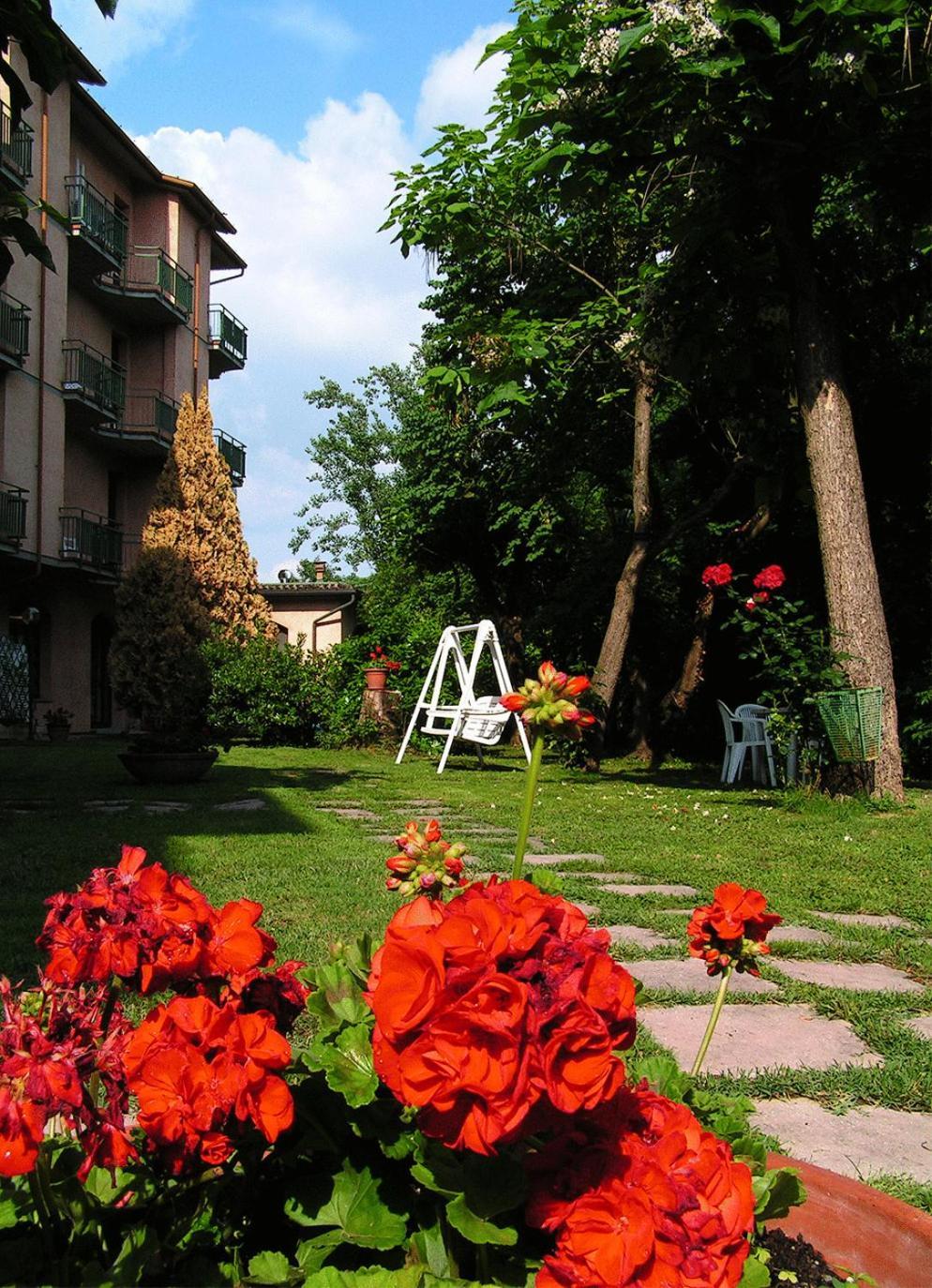 Hotel La Meridiana Бризигела Екстериор снимка